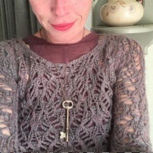 Meet your Posher, Crystena